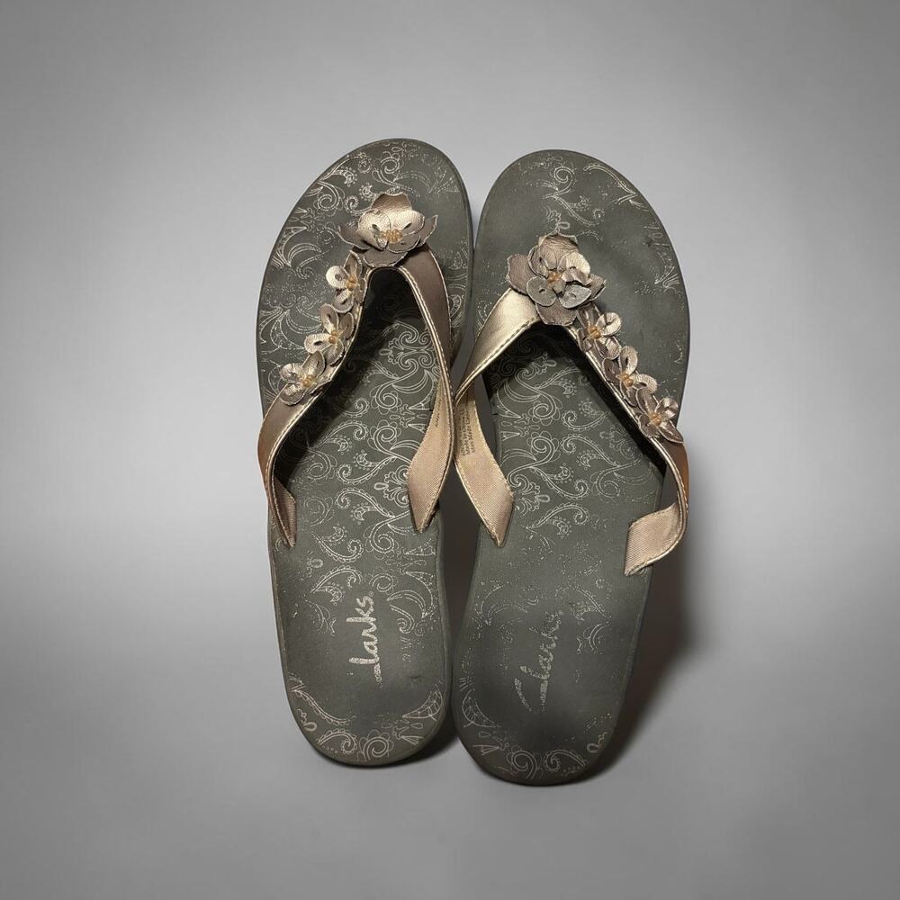 Clarks Women's 11 Black Floral Wedge Flip Flop Sandals Comfort Slip On